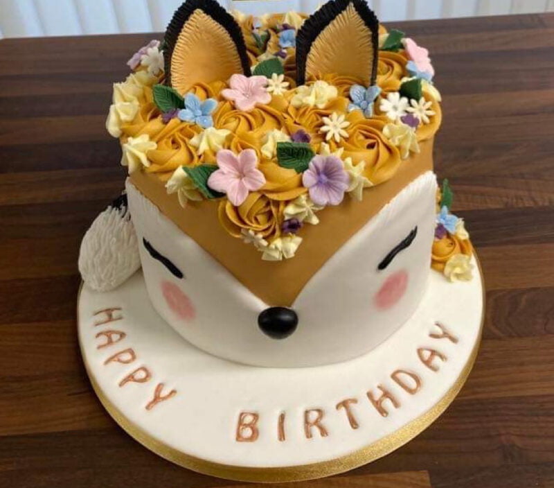 Foxy Tall Birthday Cake - Perfect for Adults & Children - Image 3