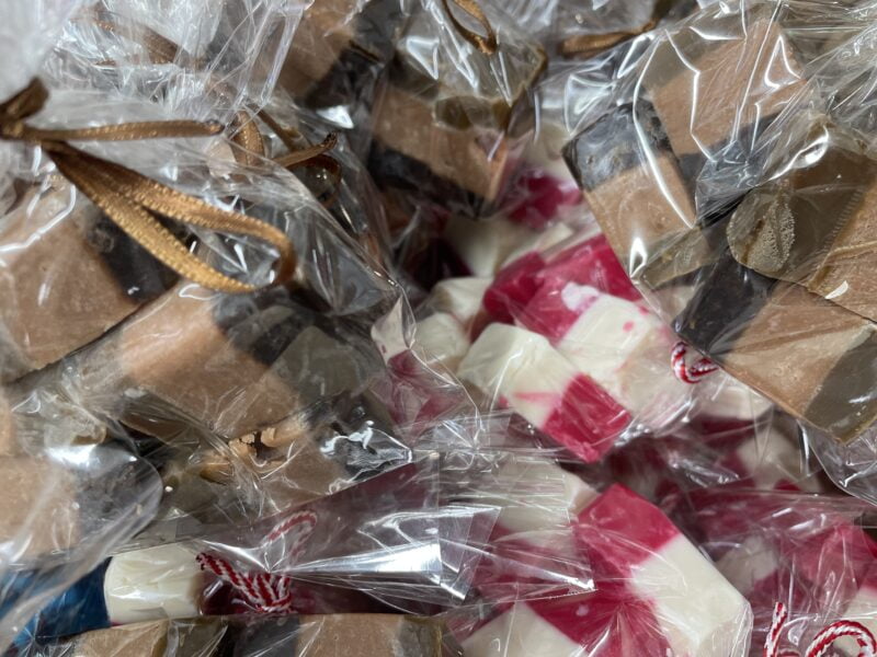Handmade Strawberry & Cream Vegan Fudge - Image 2